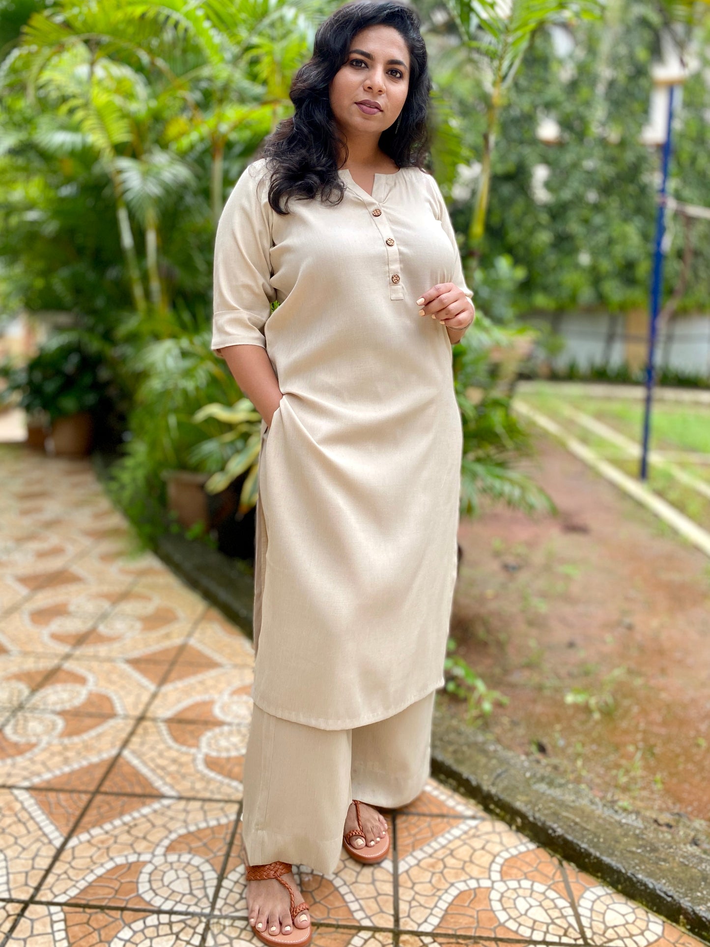 AMMU - ONLY KURTA - Beige