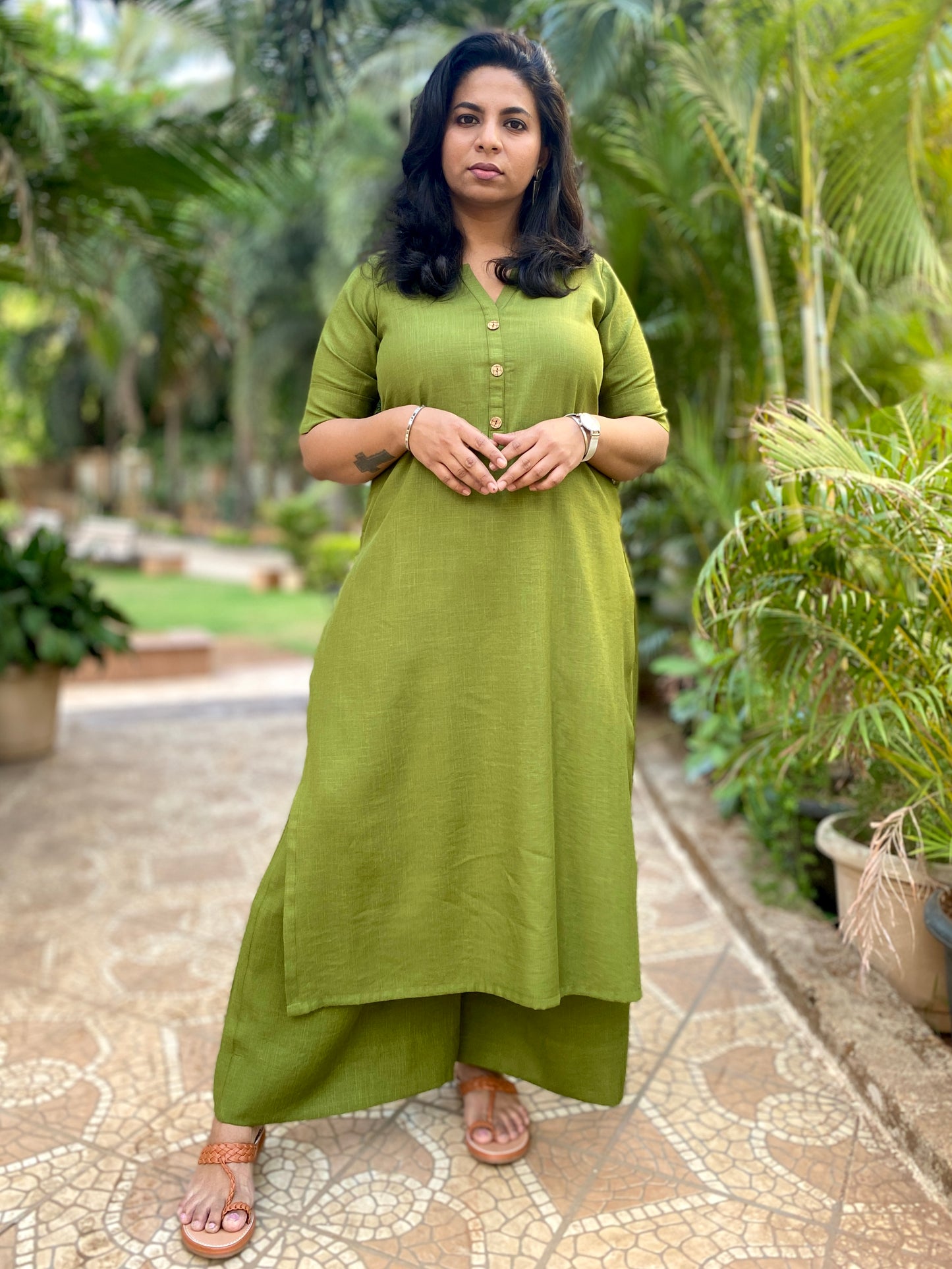 AMMU - KURTA AND PANT SET - MEHENDI GREEN